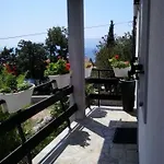 In With Sea View, Terrace, Wifi, Washing Machine *