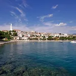 In With Sea View, Terrace, Wifi, Washing Machine Apartment