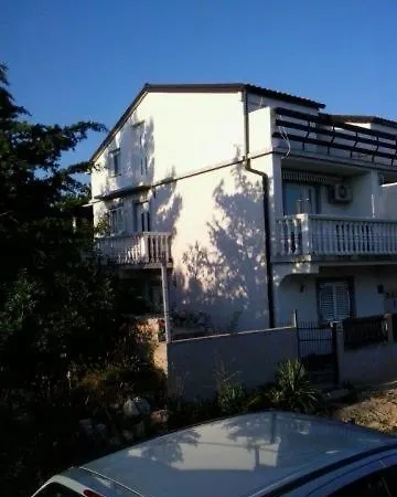 In With Sea View, Terrace, Wifi, Washing Machine Novi Vinodolski