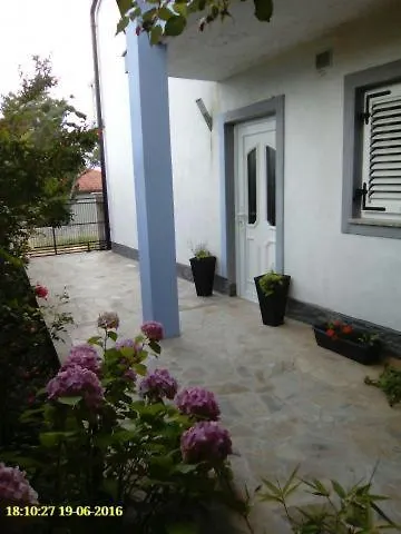 In With Sea View, Terrace, Wifi, Washing Machine *