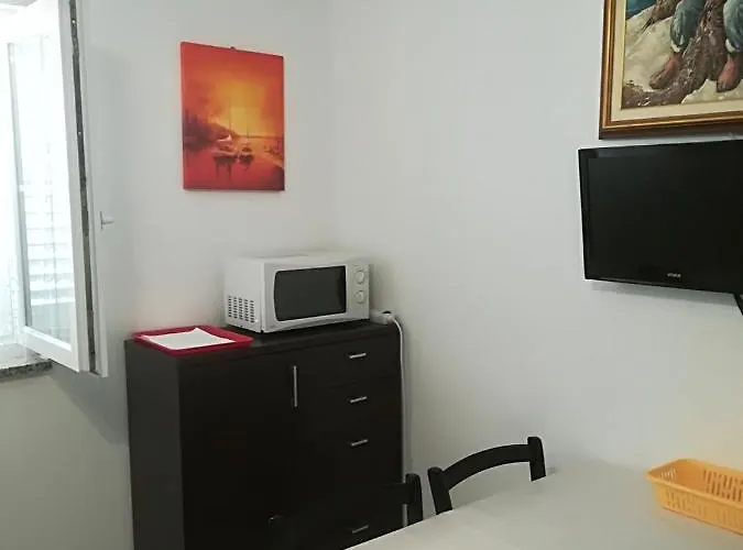 In With Sea View, Terrace, Wifi, Washing Machine Apartmán Novi Vinodolski