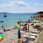 In With Sea View, Terrace, Wifi, Washing Machine Апартаменты