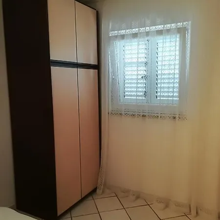Apartament In With Sea View, Terrace, Wifi, Washing Machine